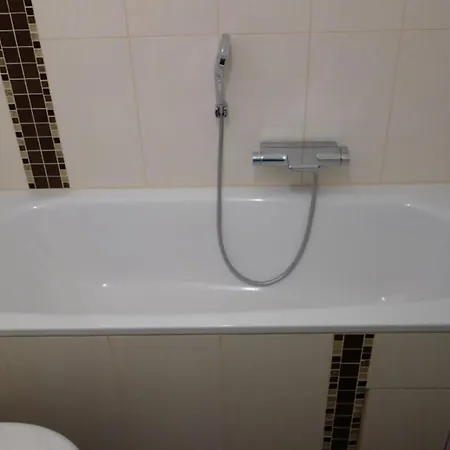 Ferienwohnung Leonie شقة سيغمارزيل