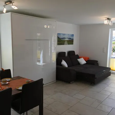 Ferienwohnung Leonie شقة سيغمارزيل
